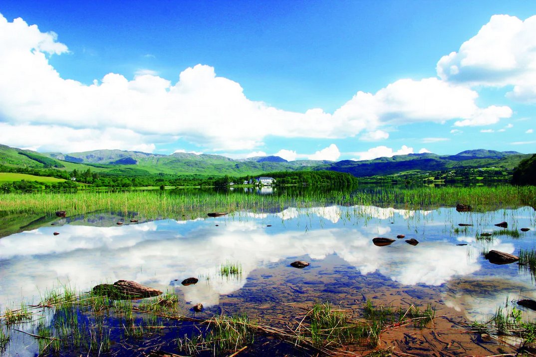 Harvey’s Point exterior